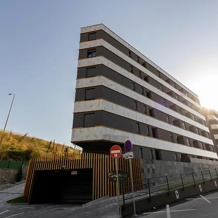 New For 2, Free Private Garage Spot, Wi-fi, 200 M From Mall Of Apartment *